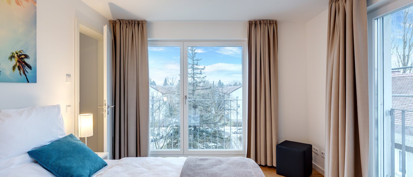 apartment München Am Hart 03 sleeping area 10421