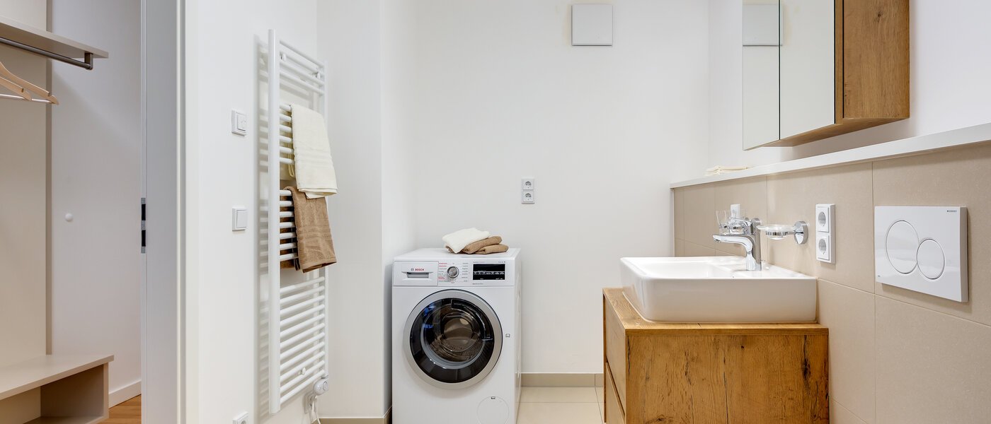 apartment München Am Hart 03 bathroom 10423