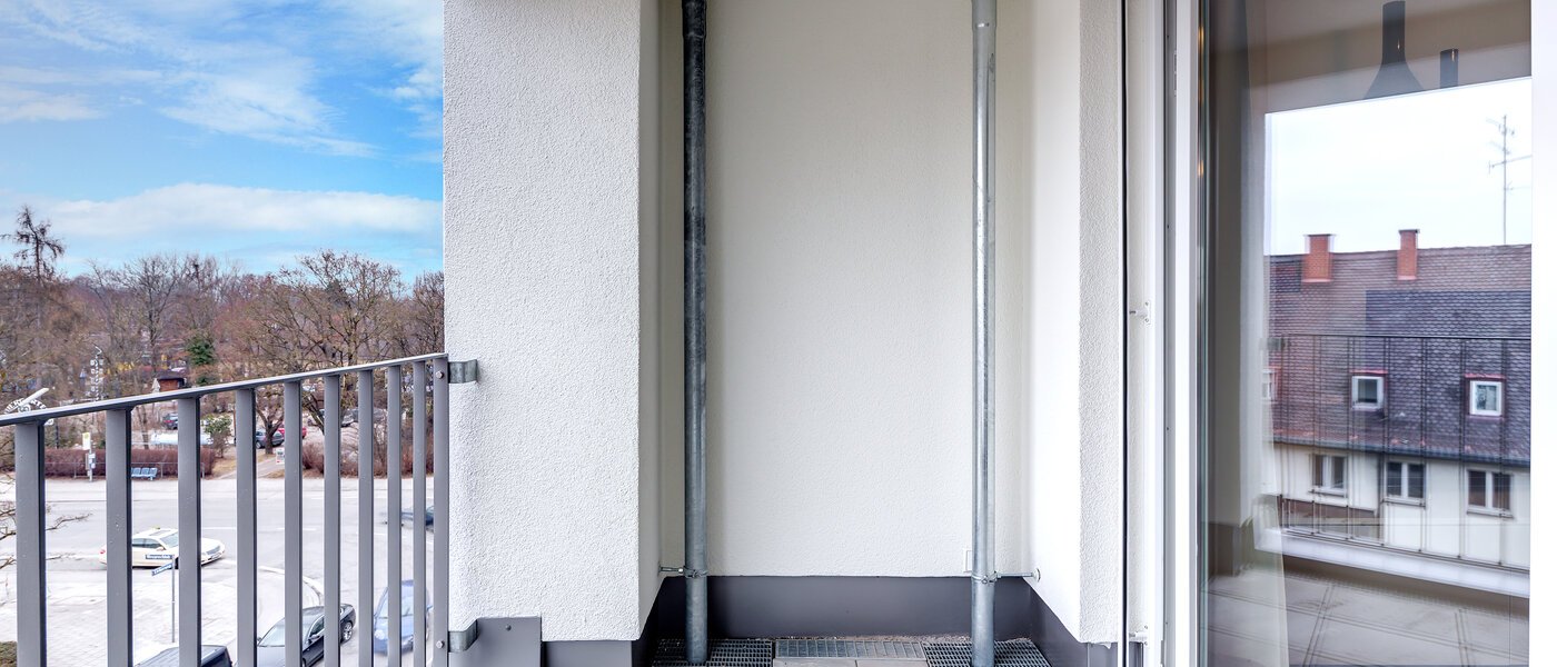 apartment München Am Hart 02 balcony 10423