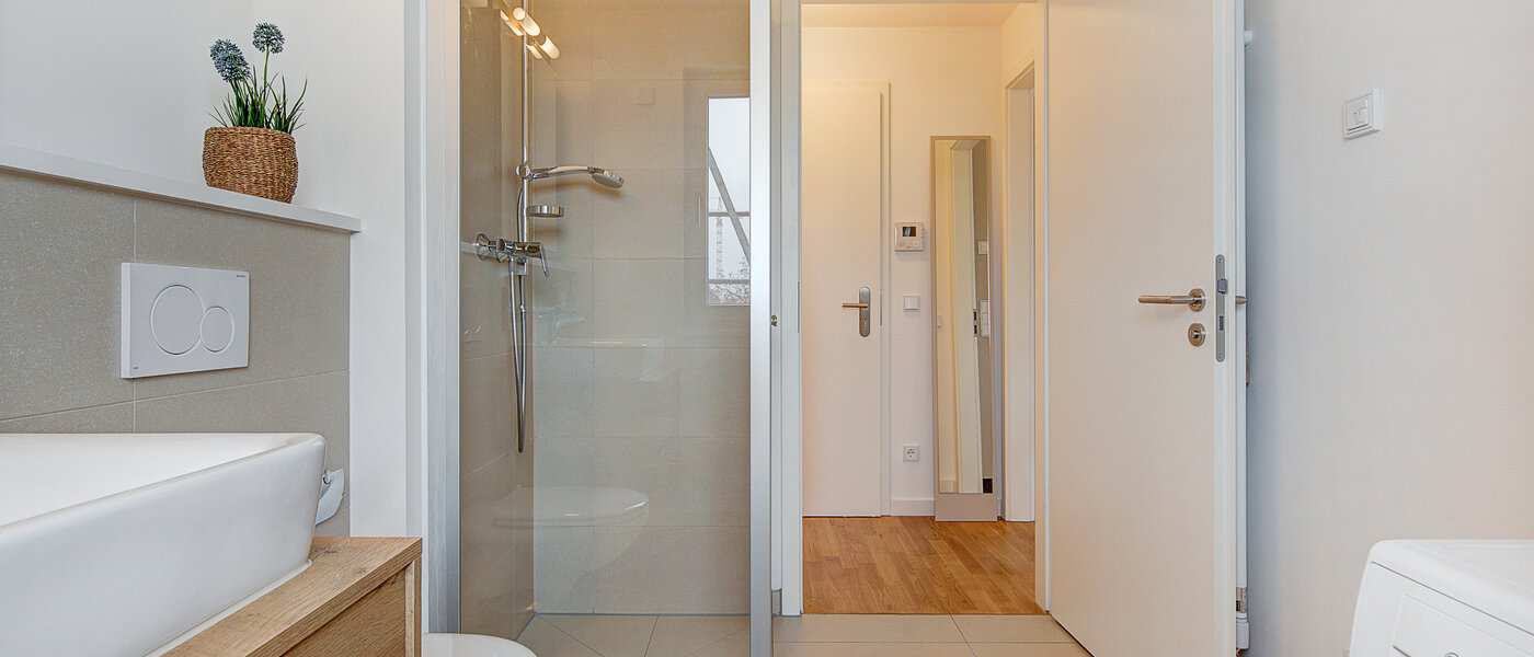 apartment München Am Hart 02 bathroom 10426