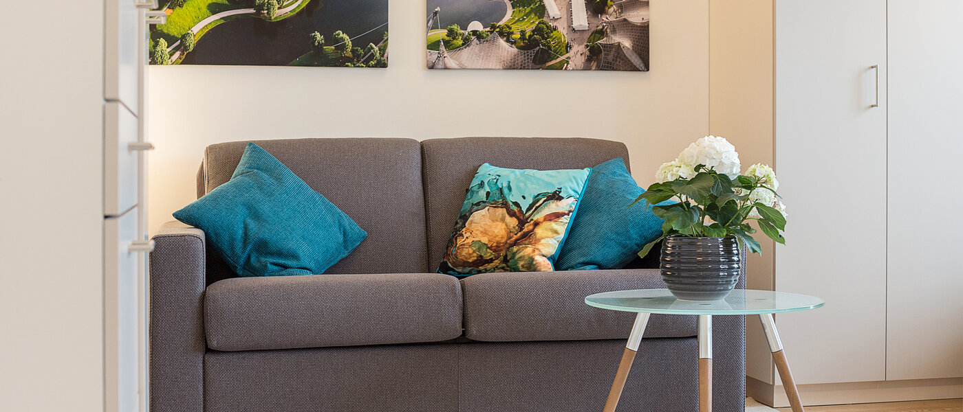 apartment München Am Hart 01 sleeping area 10426