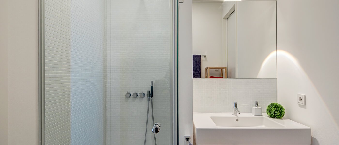 apartment München Nymphenburg 01 bathroom 10429