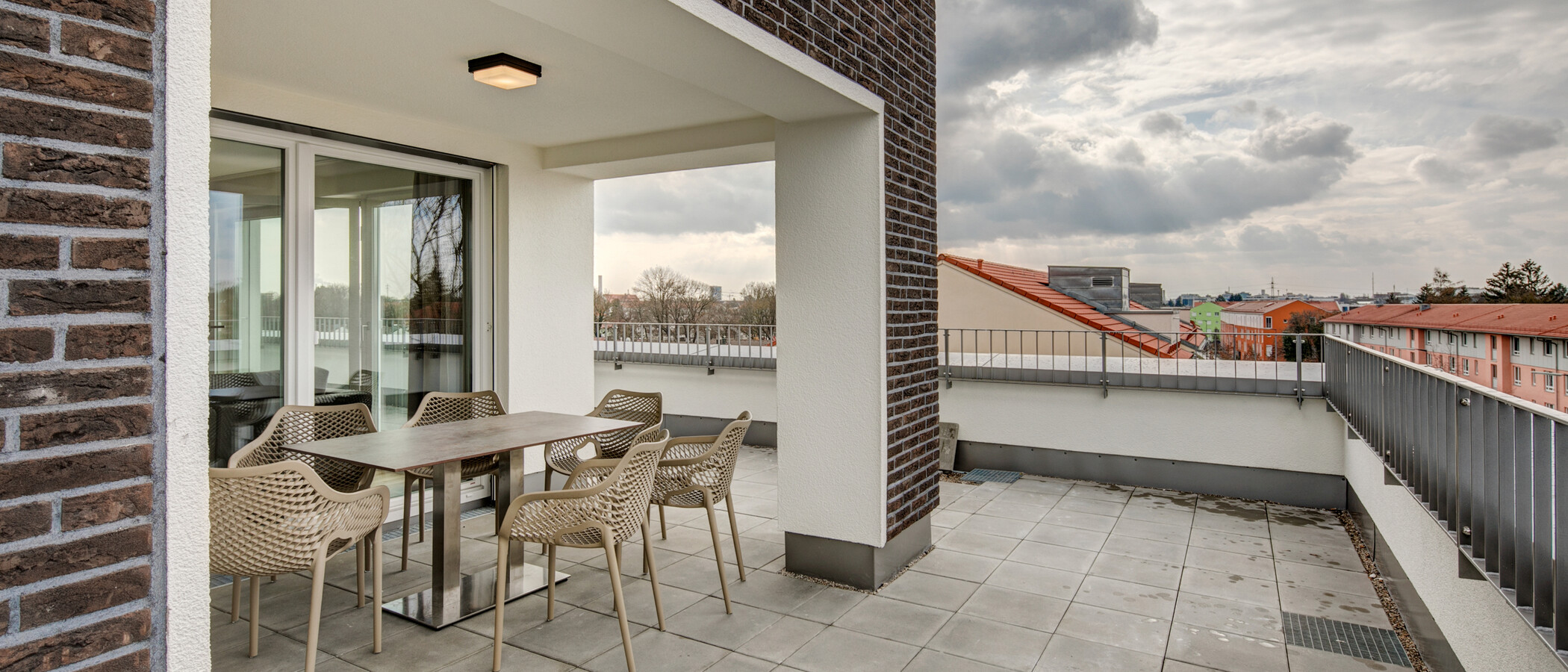 attic apartment München Am Hart 01 terrace 10439