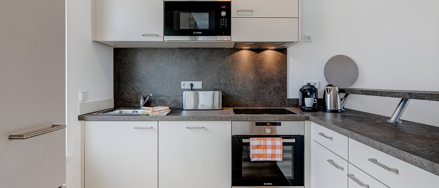 roof terrace apartment München Am Hart 01 kitchen 10440