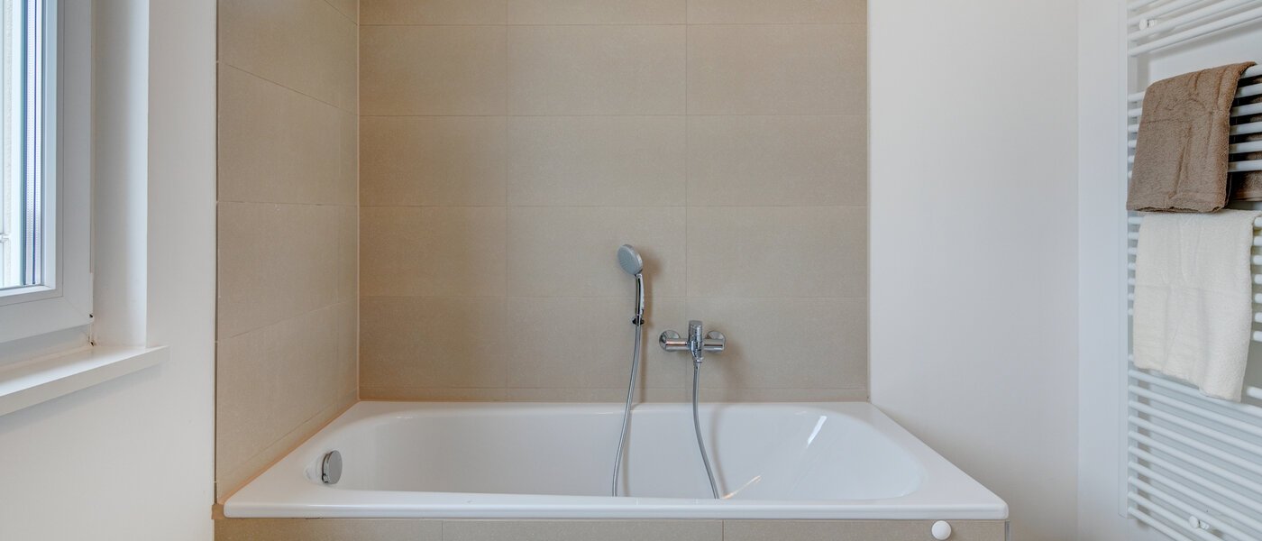 roof terrace apartment München Am Hart 02 bathroom 10440