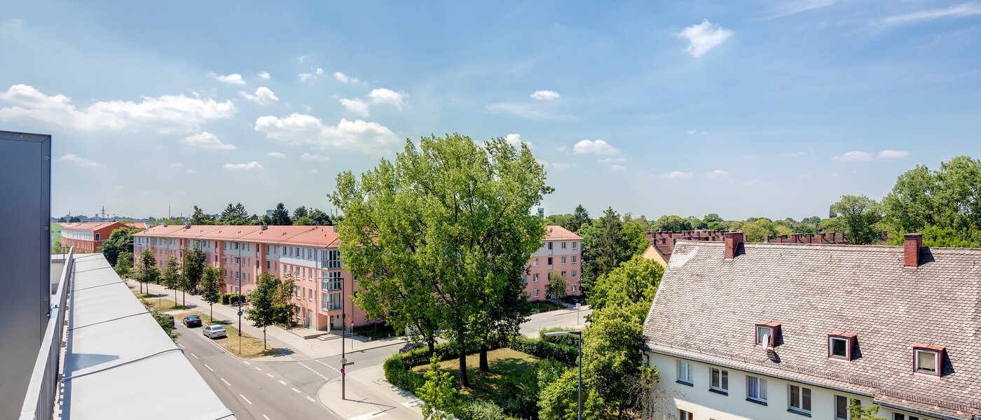 roof terrace apartment München Am Hart 03 view 10440