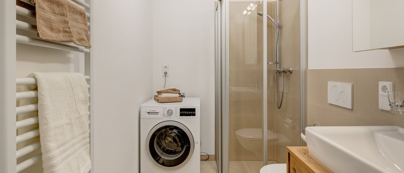 apartment München Am Hart 01 bathroom 10444