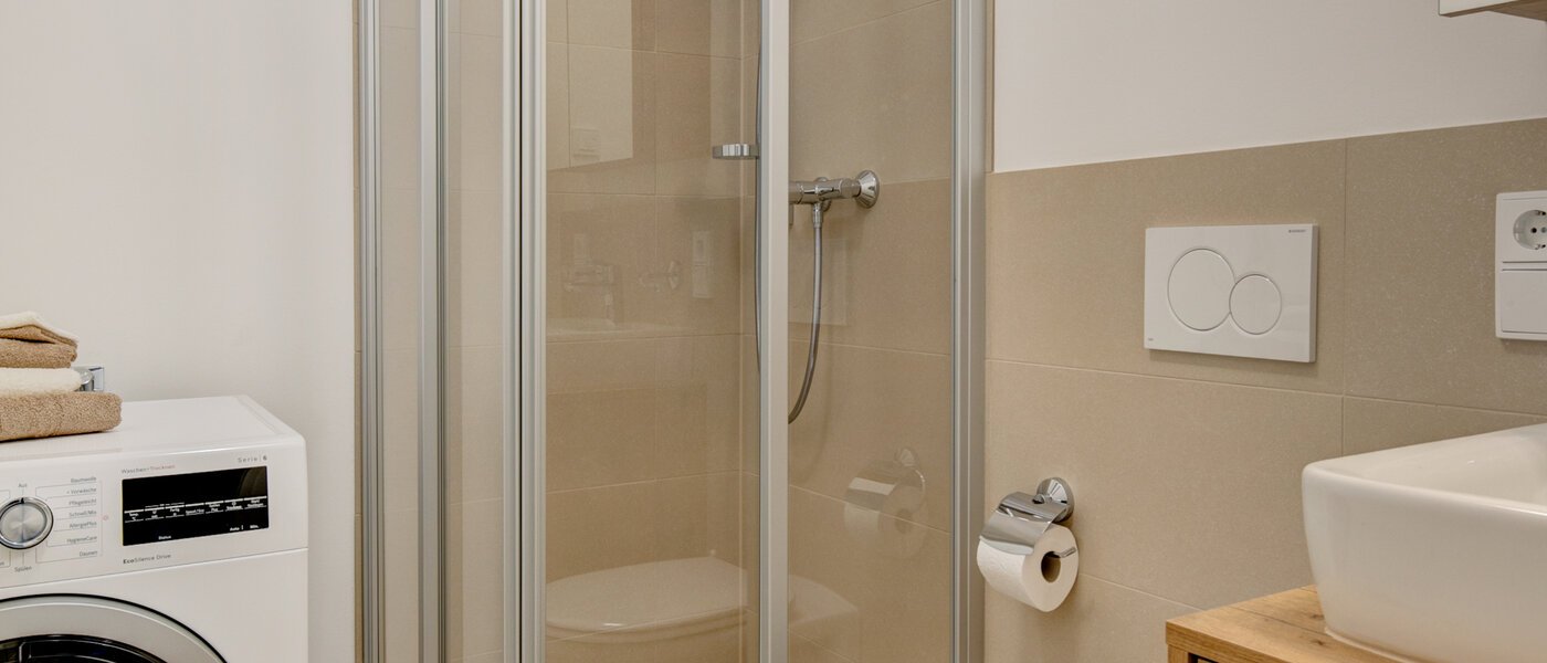 apartment München Am Hart 02 bathroom 10444