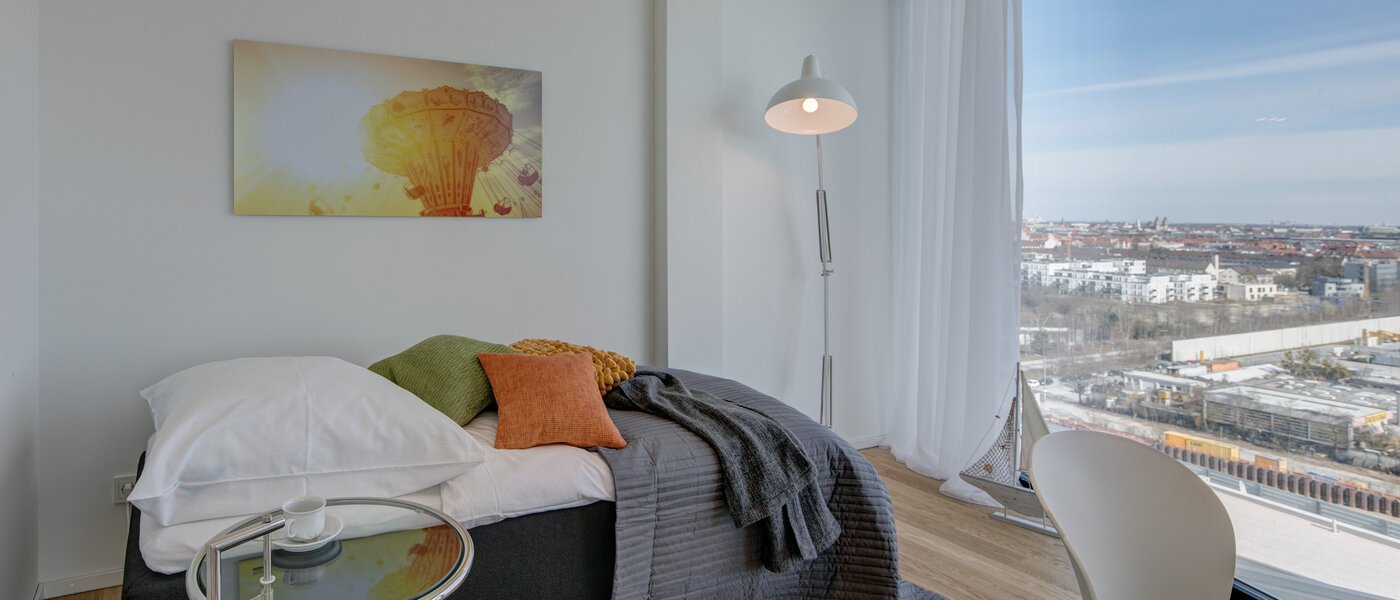 apartment München Nymphenburg 01 2. sleeping area 10451