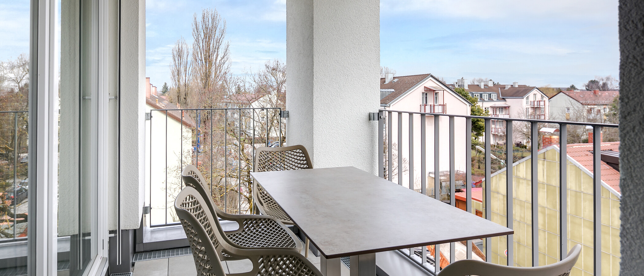 apartment München Am Hart 01 balcony 10454
