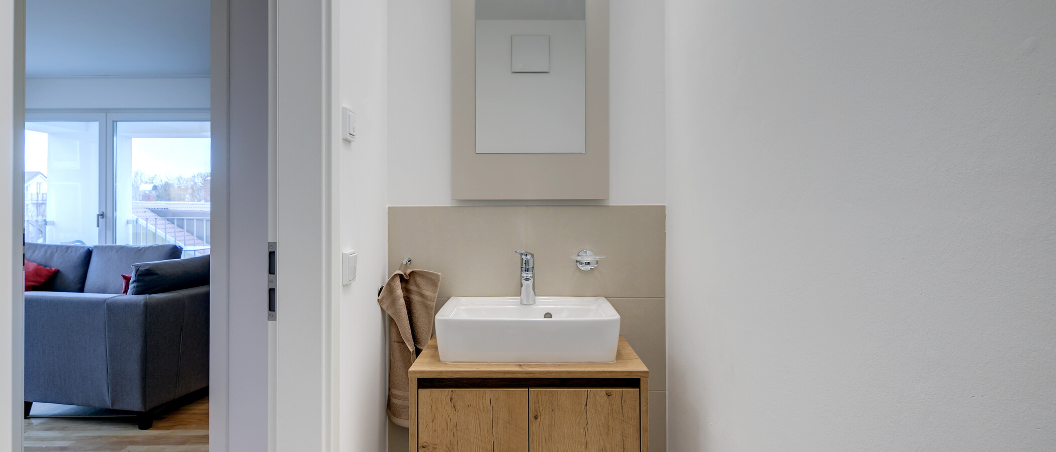 apartment München Am Hart 01 guest toilet 10454