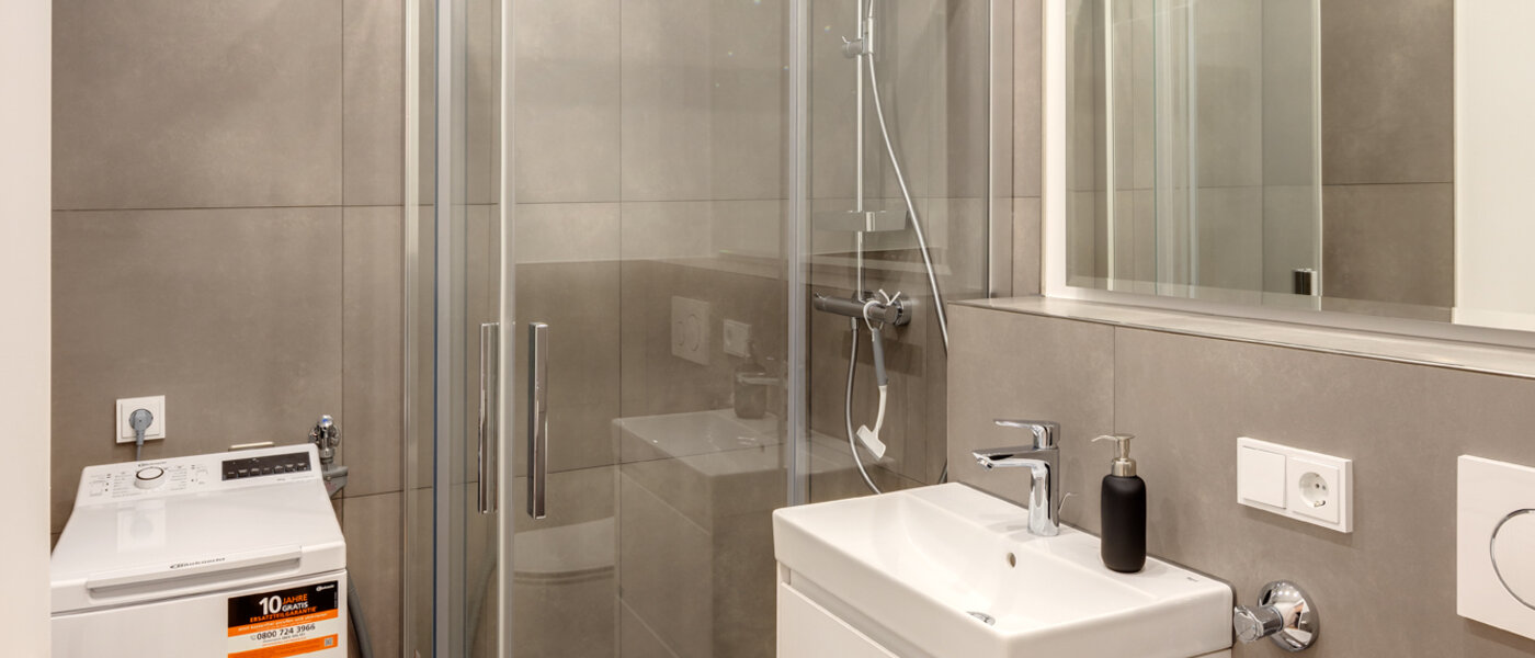 apartment München Schwabing-West (rund um den Hohenzollernplatz) 01 bathroom 10458