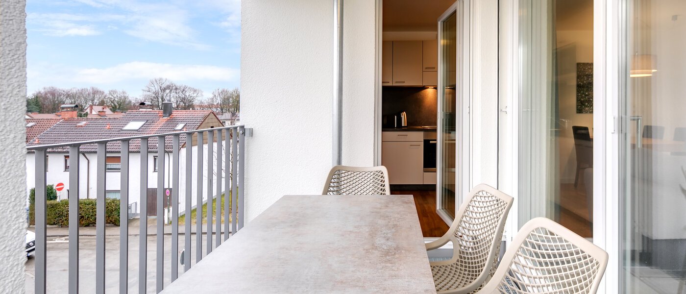 apartment München Am Hart 02 balcony 10469