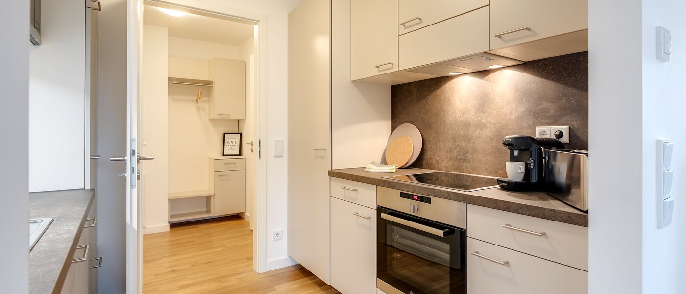 apartment München Am Hart 03 kitchen 10470