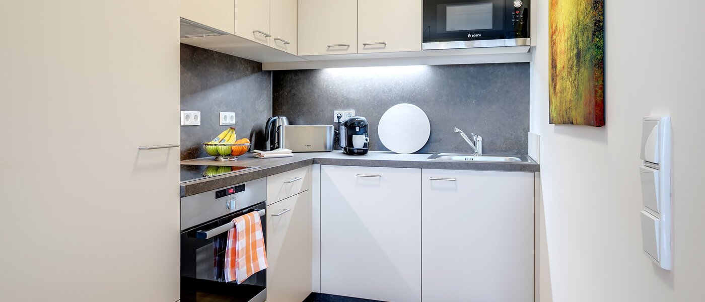 apartment München Am Hart 01 kitchen 10471