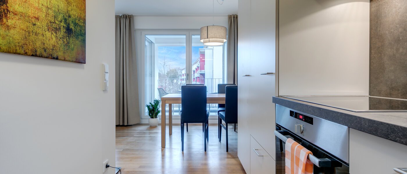 apartment München Am Hart 03 kitchen 10471