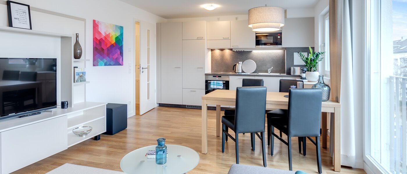 apartment München Am Hart 04 living room 10475