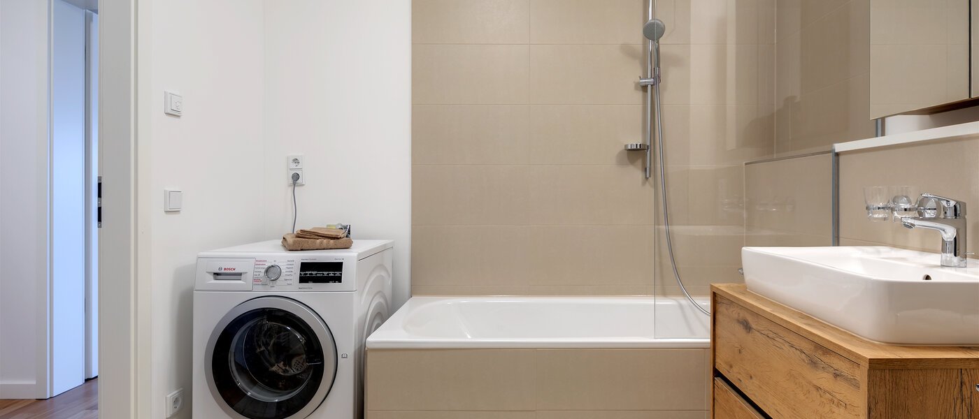 apartment München Am Hart 01 bathroom 10475