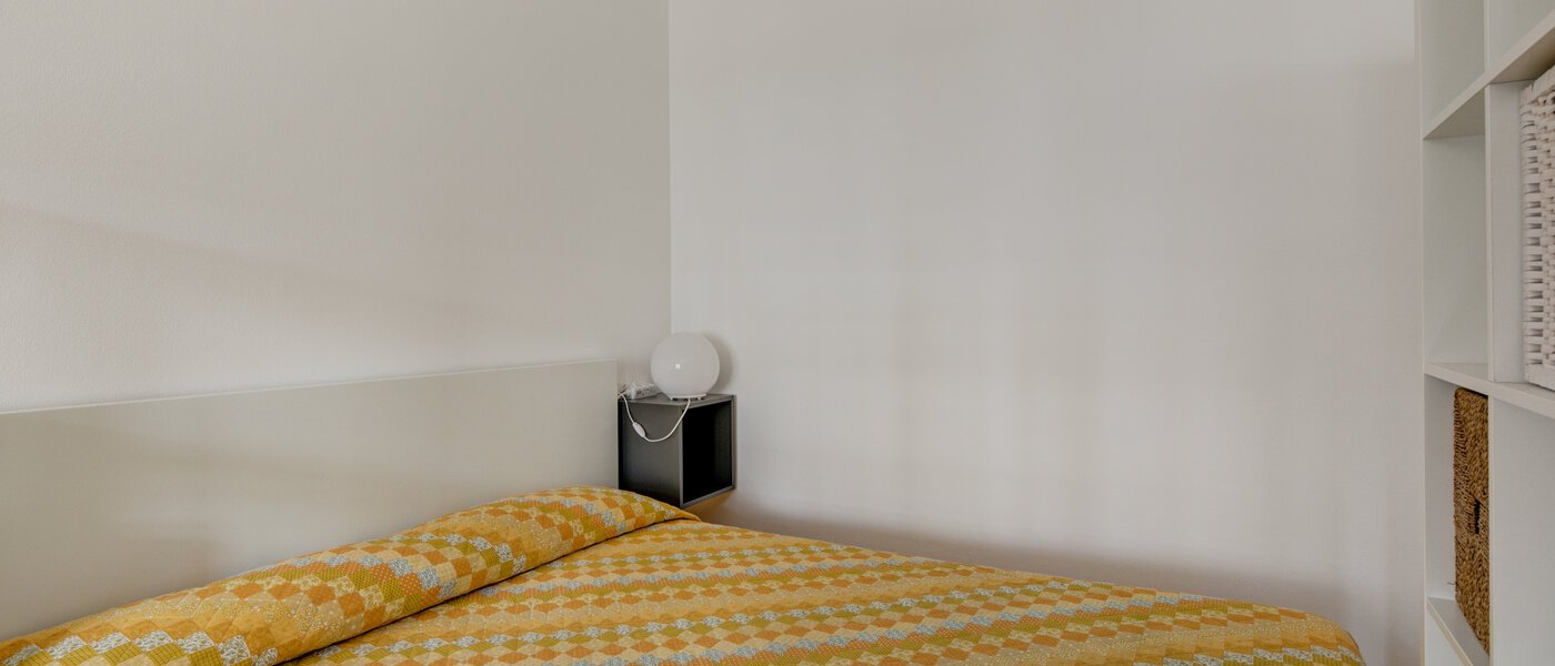 apartment München Berg am Laim 02 sleeping area 10487