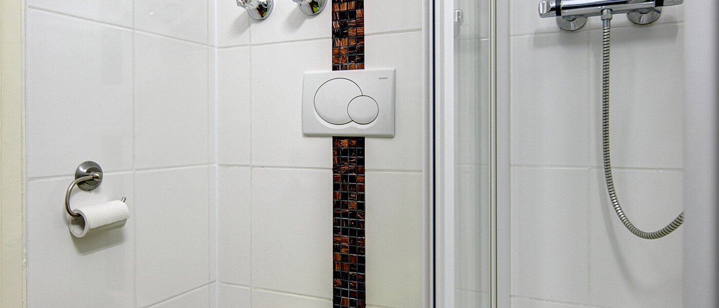 apartment München Berg am Laim 03 bathroom 10494