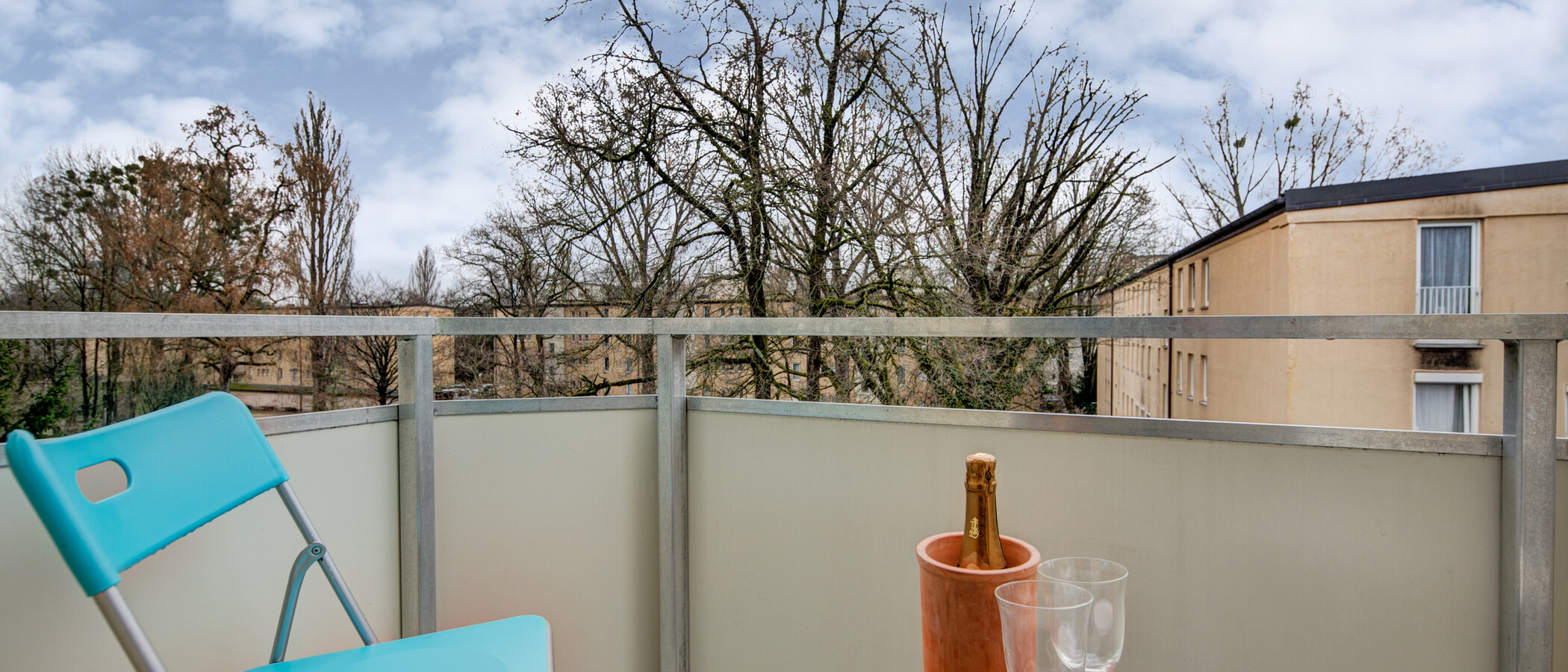 apartment München Parkstadt Bogenhausen 02 balcony 10517