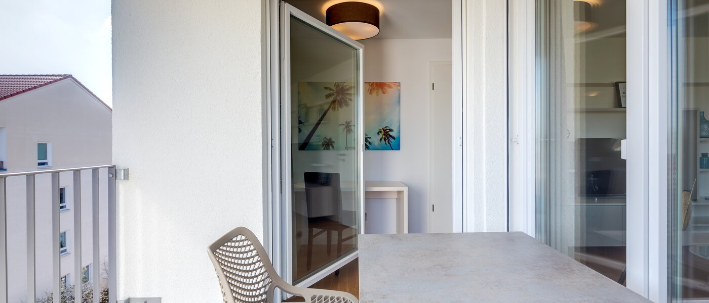 apartment München Am Hart 02 balcony 10520