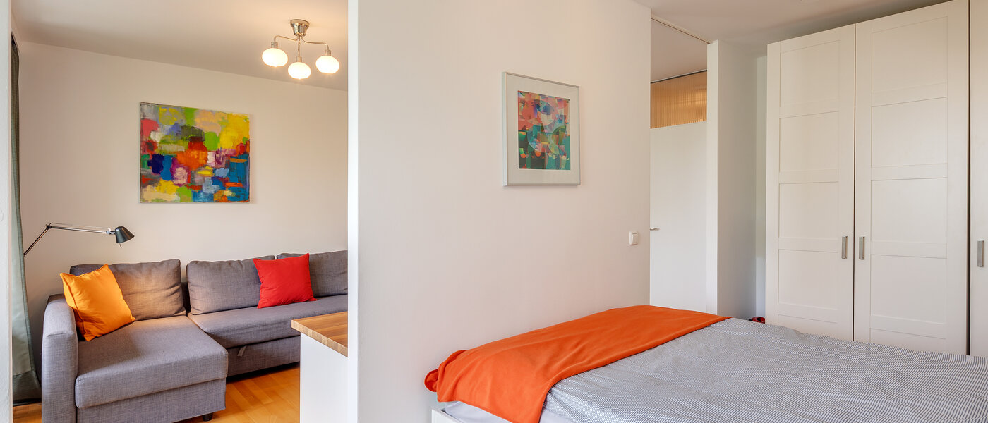 apartment München Nymphenburg 01 sleeping area 10522