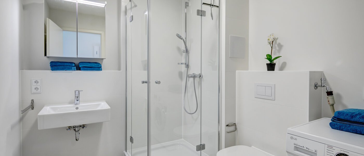 apartment München Altperlach 01 bathroom 10528