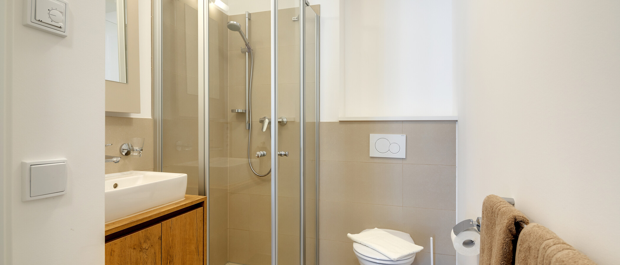 apartment München Am Hart 01 2. bathroom 10529