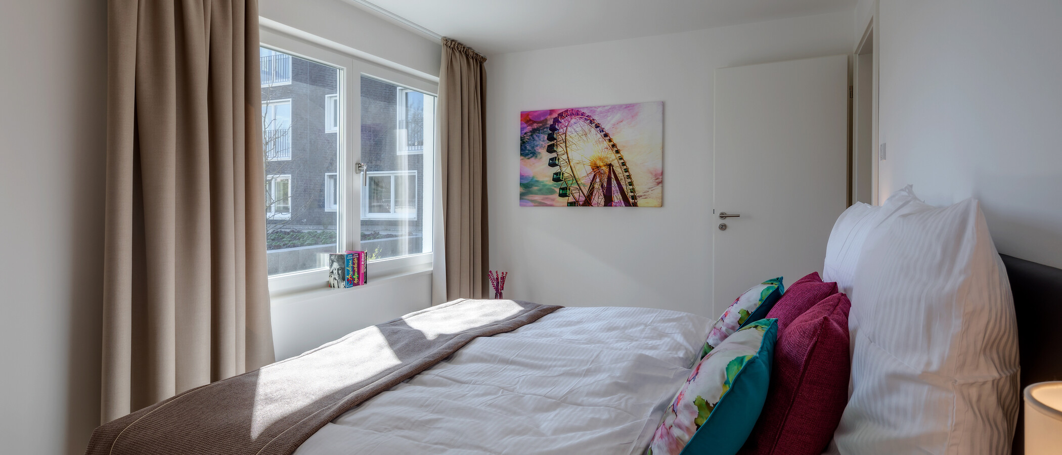 apartment München Am Hart 04 sleeping area 10529