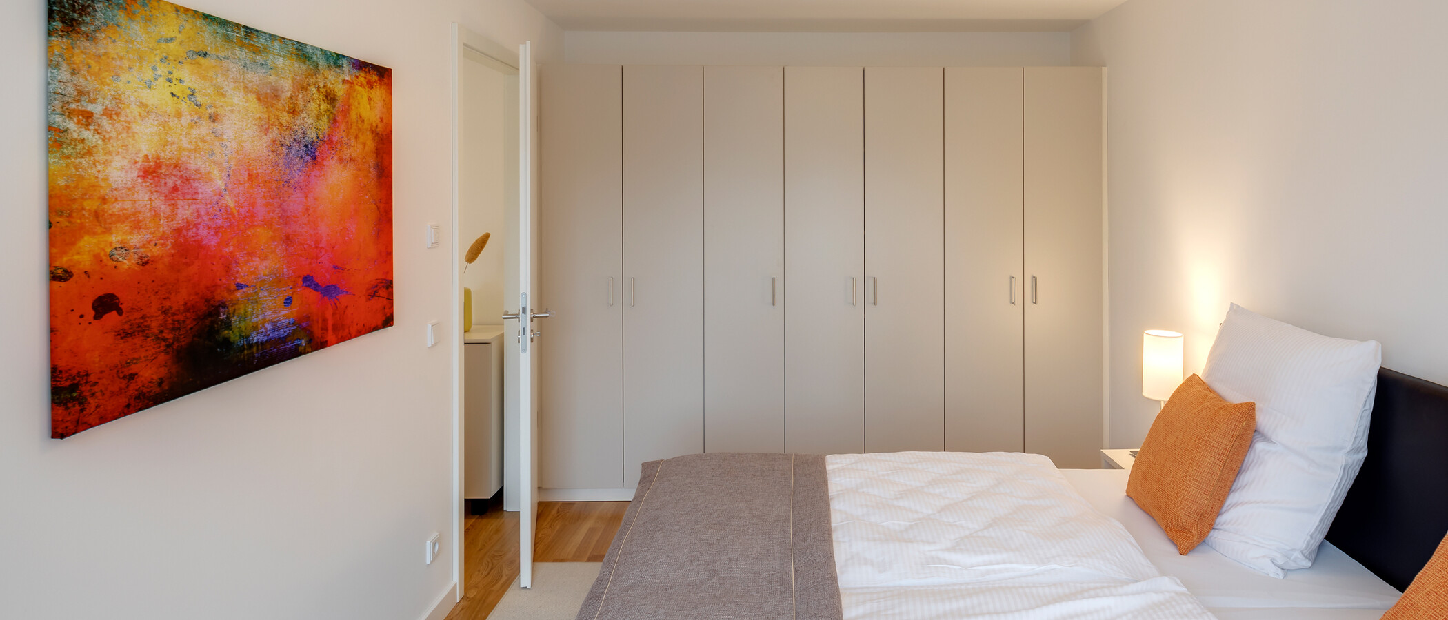 apartment München Am Hart 04 sleeping area 10531