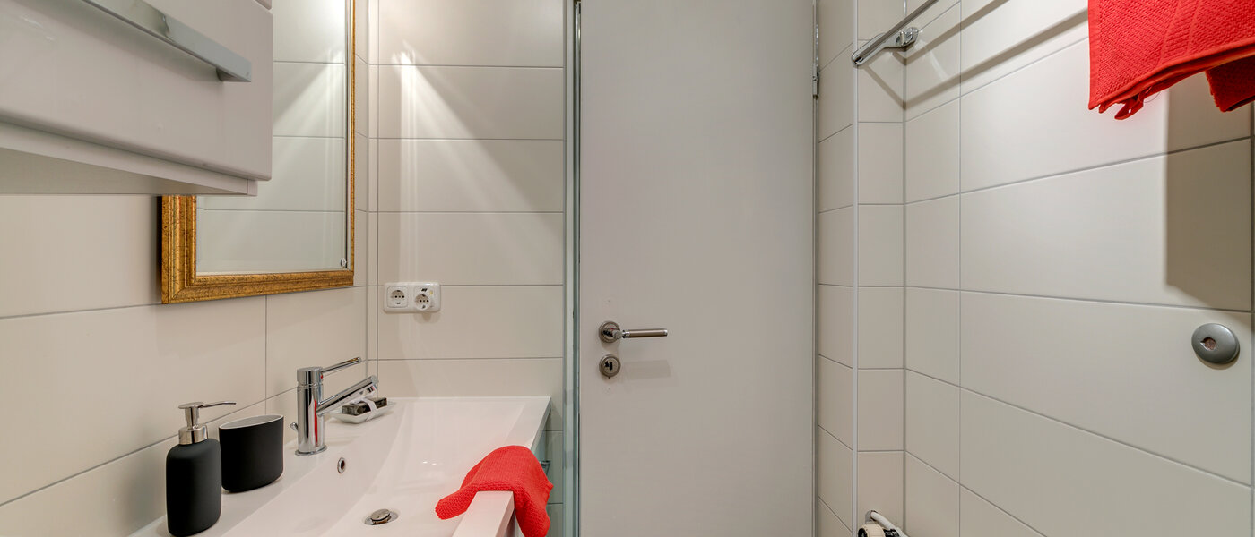 apartment München Oberföhring 03 bathroom 10534