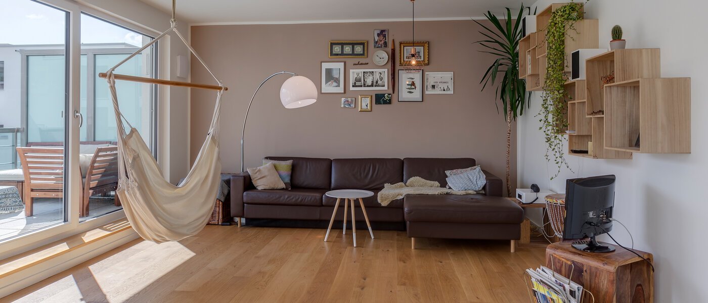 apartment München Mittersendling 02 living room 10537