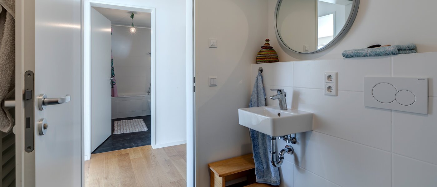 apartment München Mittersendling 02 2. bathroom 10537