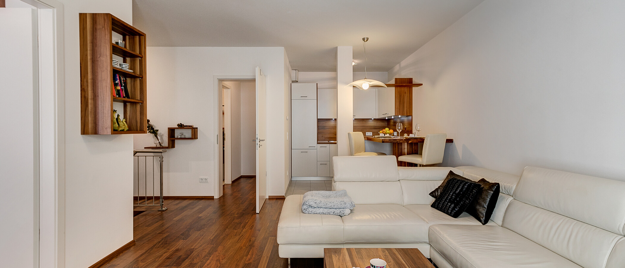 apartment München Maxvorstadt - Westen 03 living room 10538