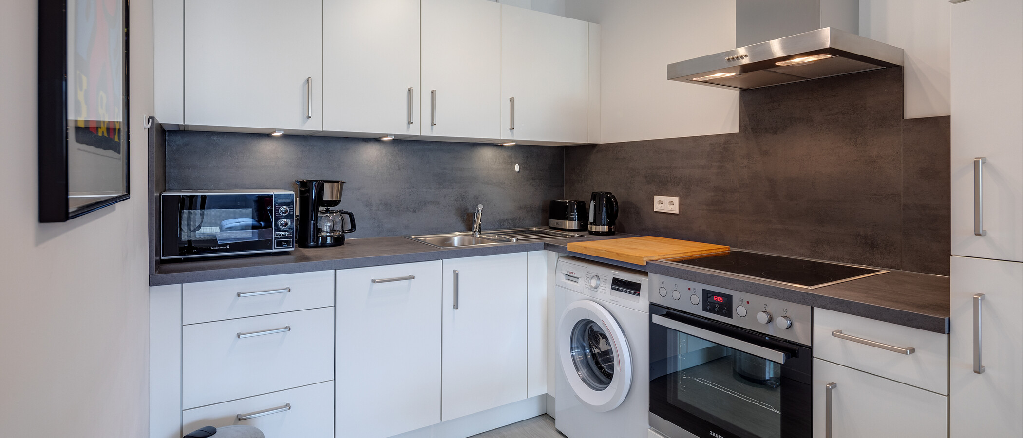 apartment München Schwabing-Nord (zw. Leopoldstraße & Englischen Garten) 01 kitchen 10547