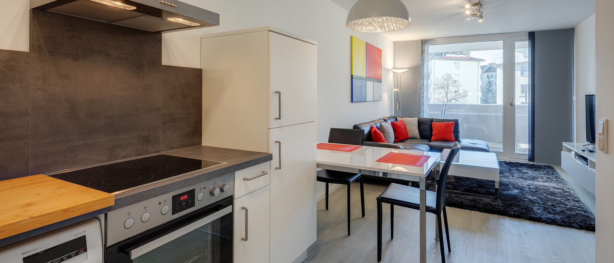 apartment München Schwabing-Nord (zw. Leopoldstraße & Englischen Garten) 03 kitchen 10547