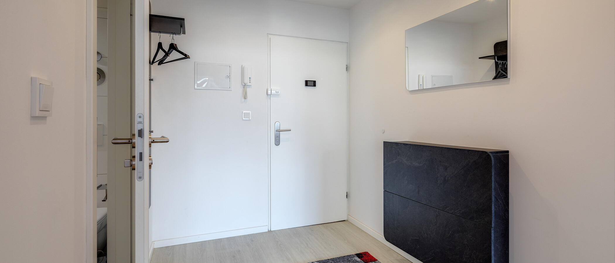 apartment München Schwabing-Nord (zw. Leopoldstraße & Englischen Garten) 03 hall 10547