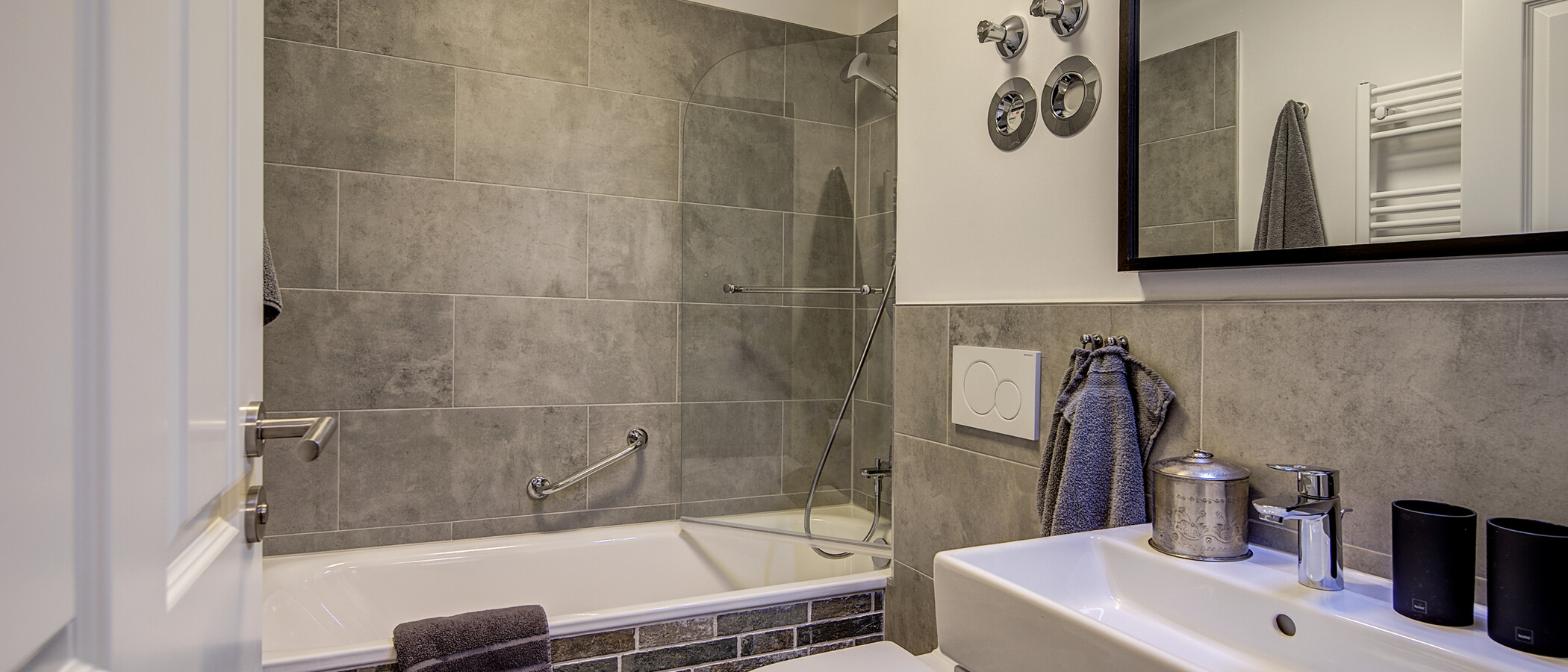 apartment München Obersendling 01 bathroom 10548