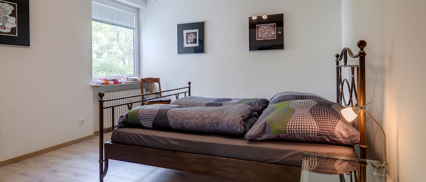 apartment München Haidhausen 02 sleeping area 10555