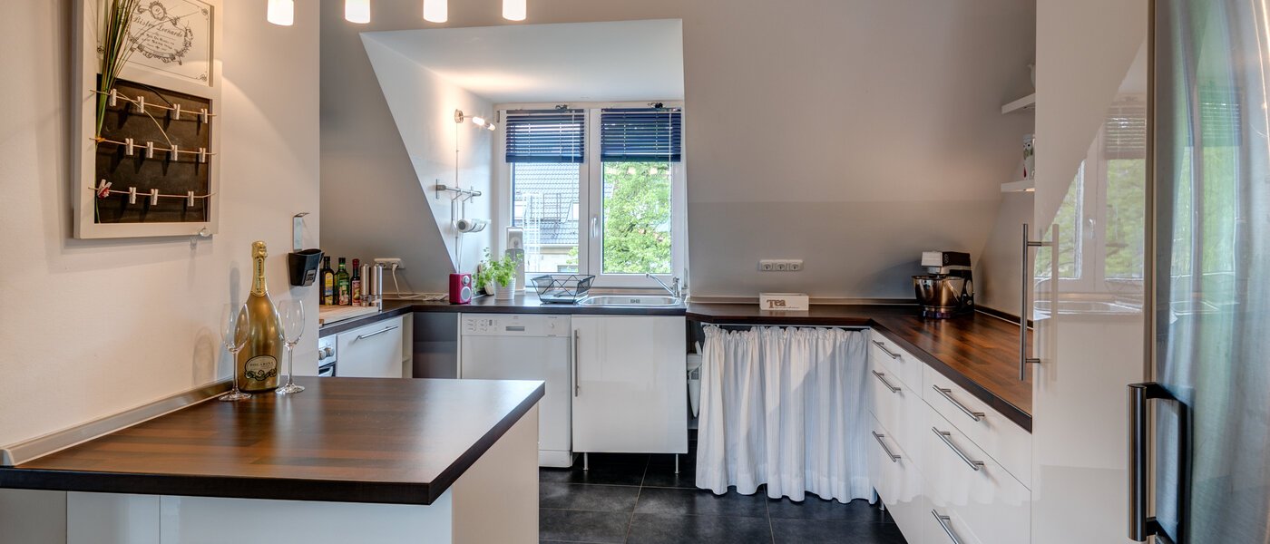 attic apartment München Obersendling 04 kitchen 10566