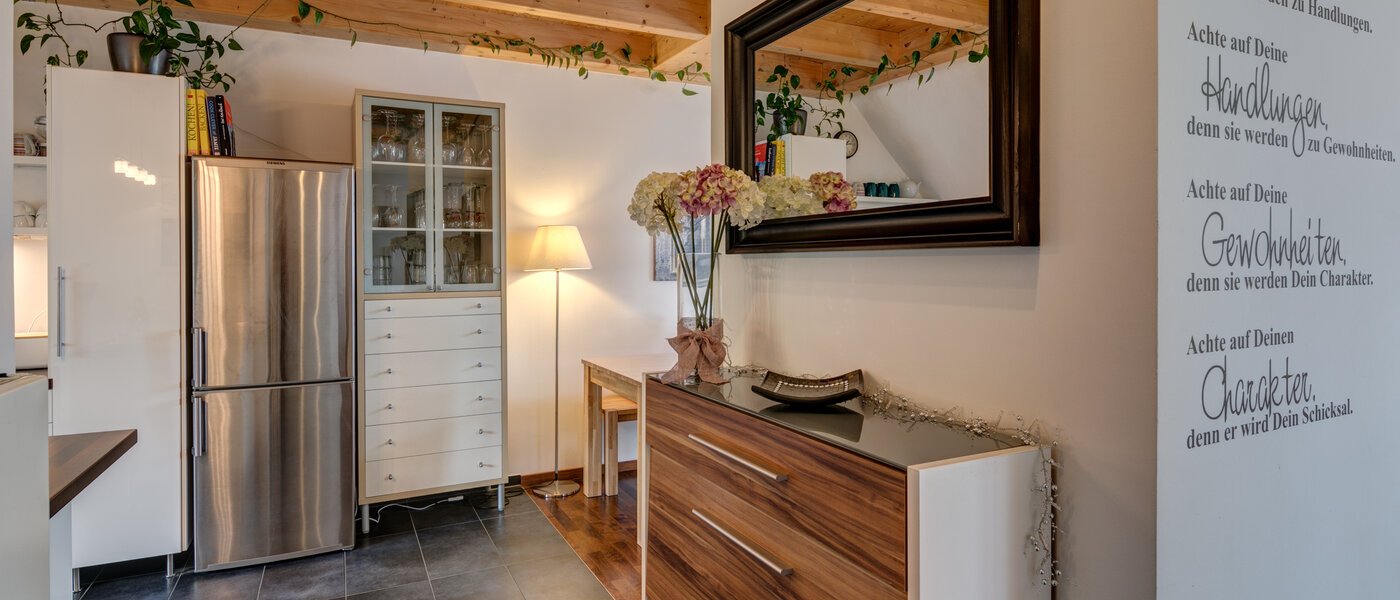 attic apartment München Obersendling 01 hall 10566