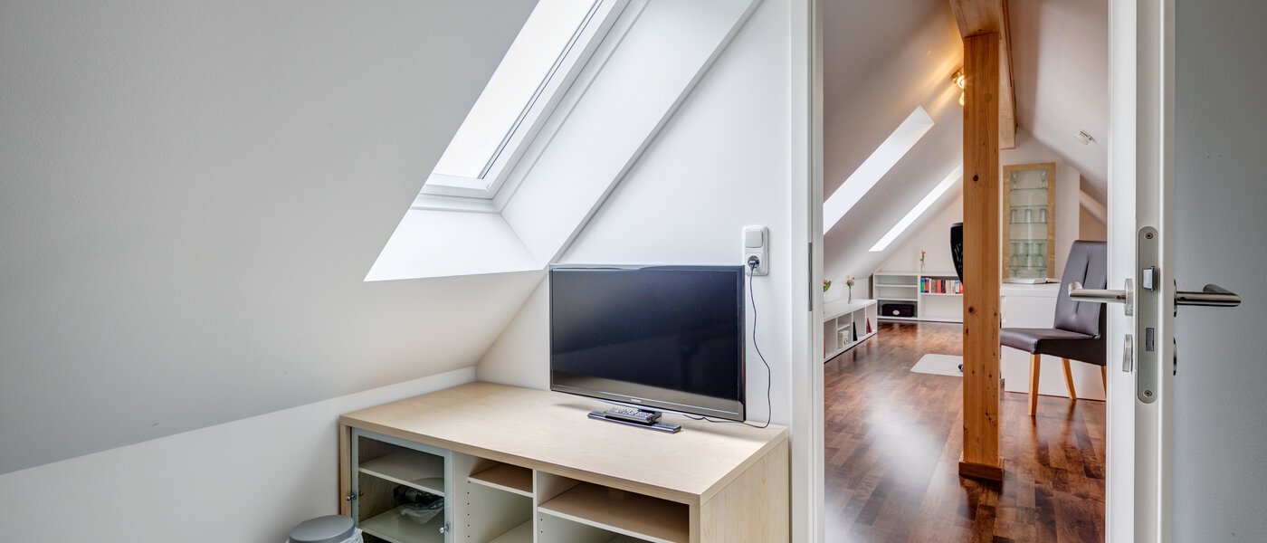 attic apartment München Obersendling 03 guest room 10566