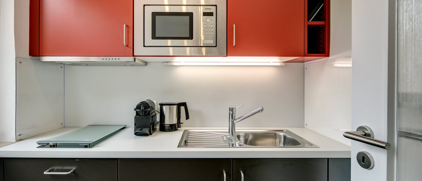 apartment München Herzogpark 01 kitchen 10575