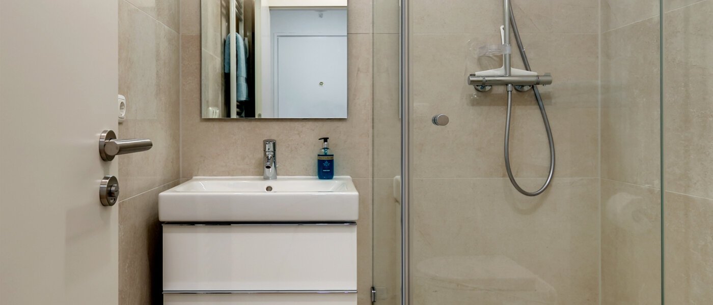 apartment München Herzogpark 01 bathroom 10575