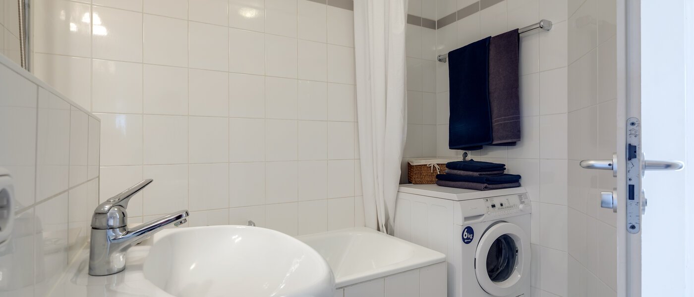 maisonette München Sendling 02 bathroom 10582