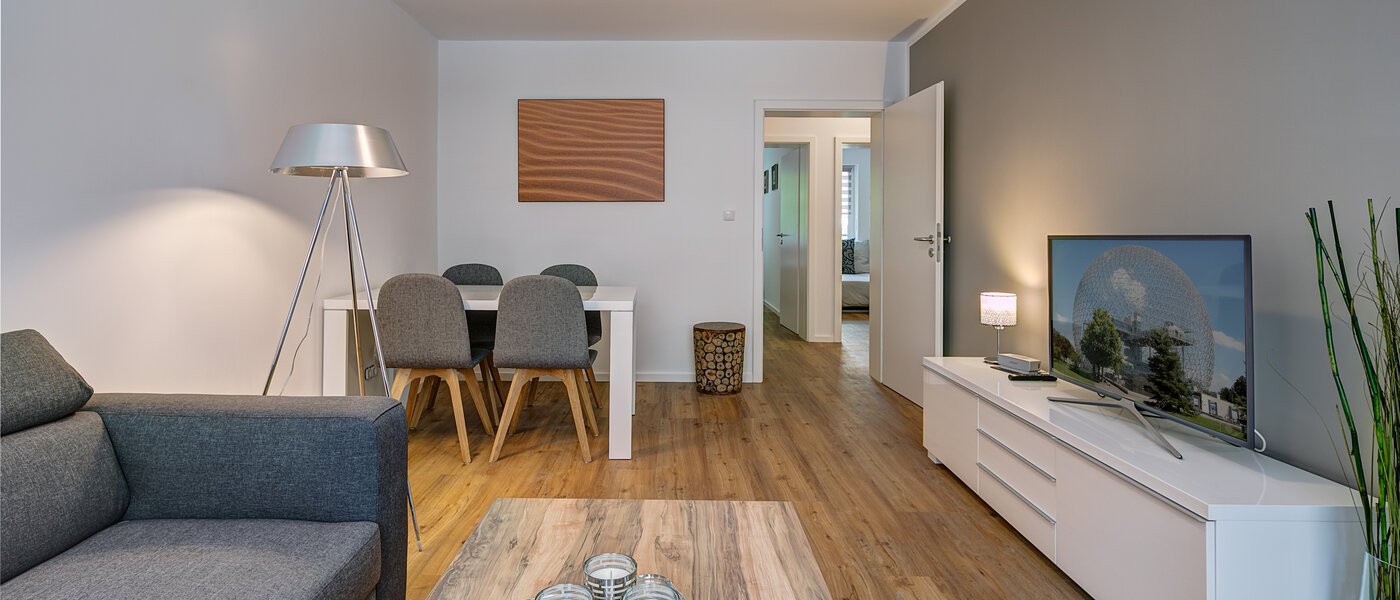 apartment München Westend 03 living room 10583