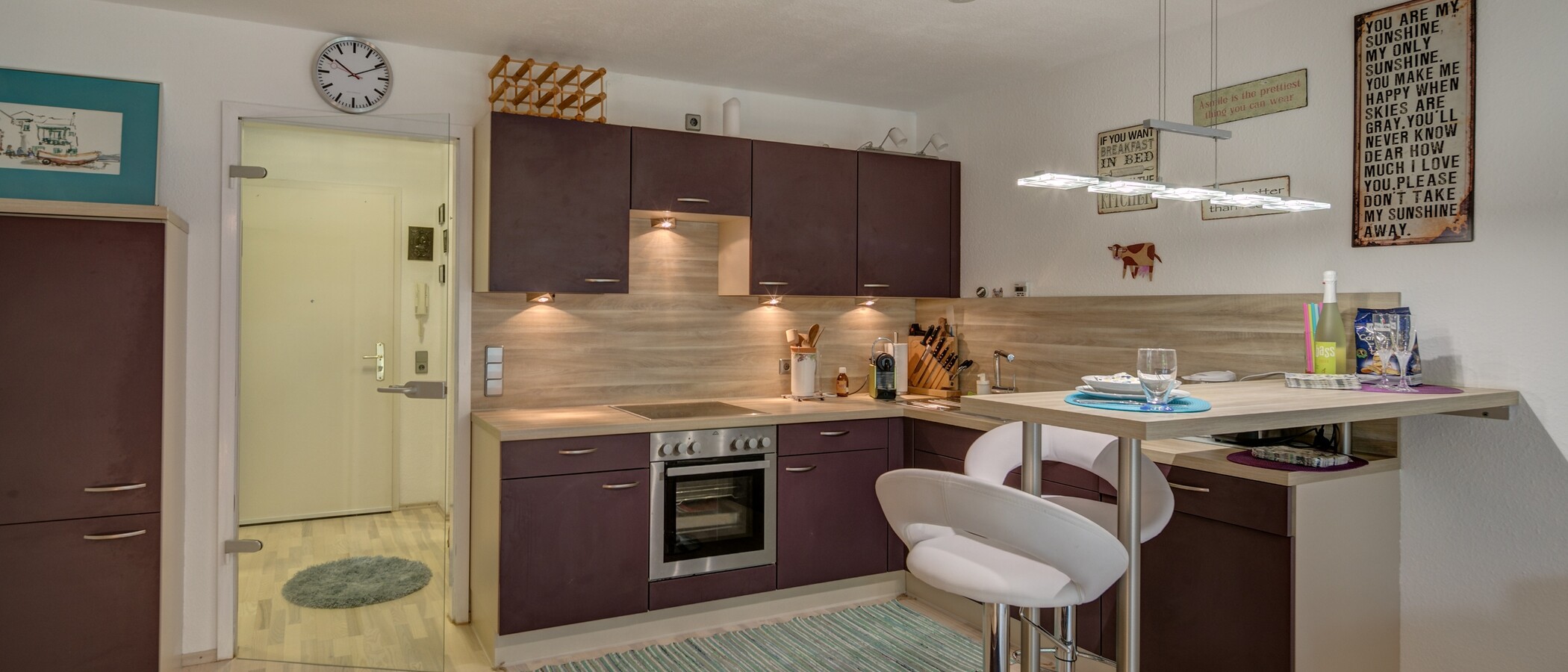 apartment München Schwabing-Georgenschwaige 03 living room 10584