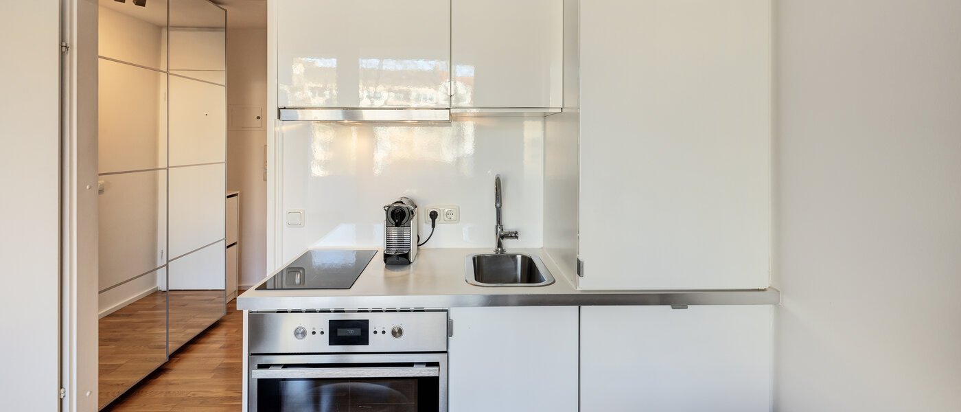 studio München Neuhausen 01 kitchen 10591