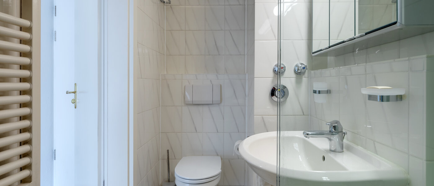 apartment München Thalkirchen 03 bathroom 10592